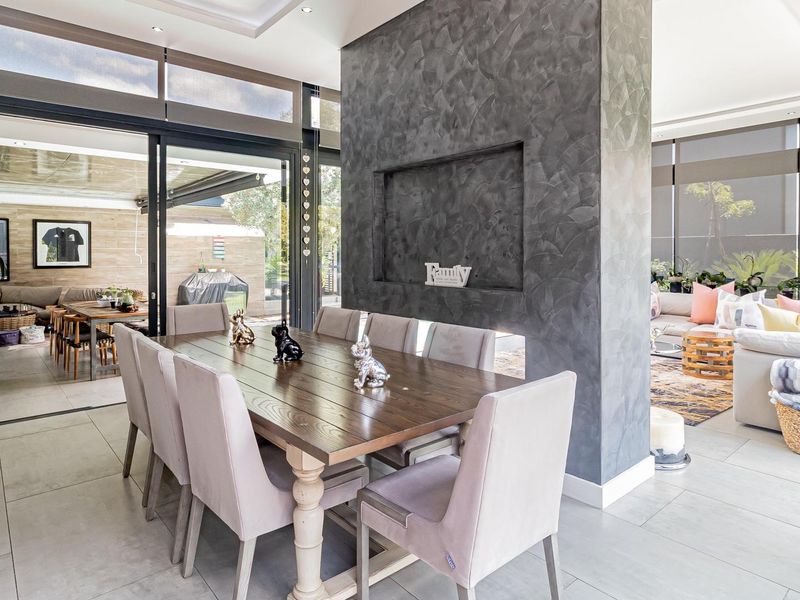 Immaculate 3-Bedroom Single-Storey in Steyn City - Photo 10