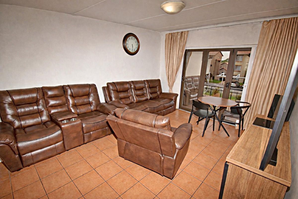 "Peaceful Living: 3-Bed Home in a Secure Complex" - Photo 4