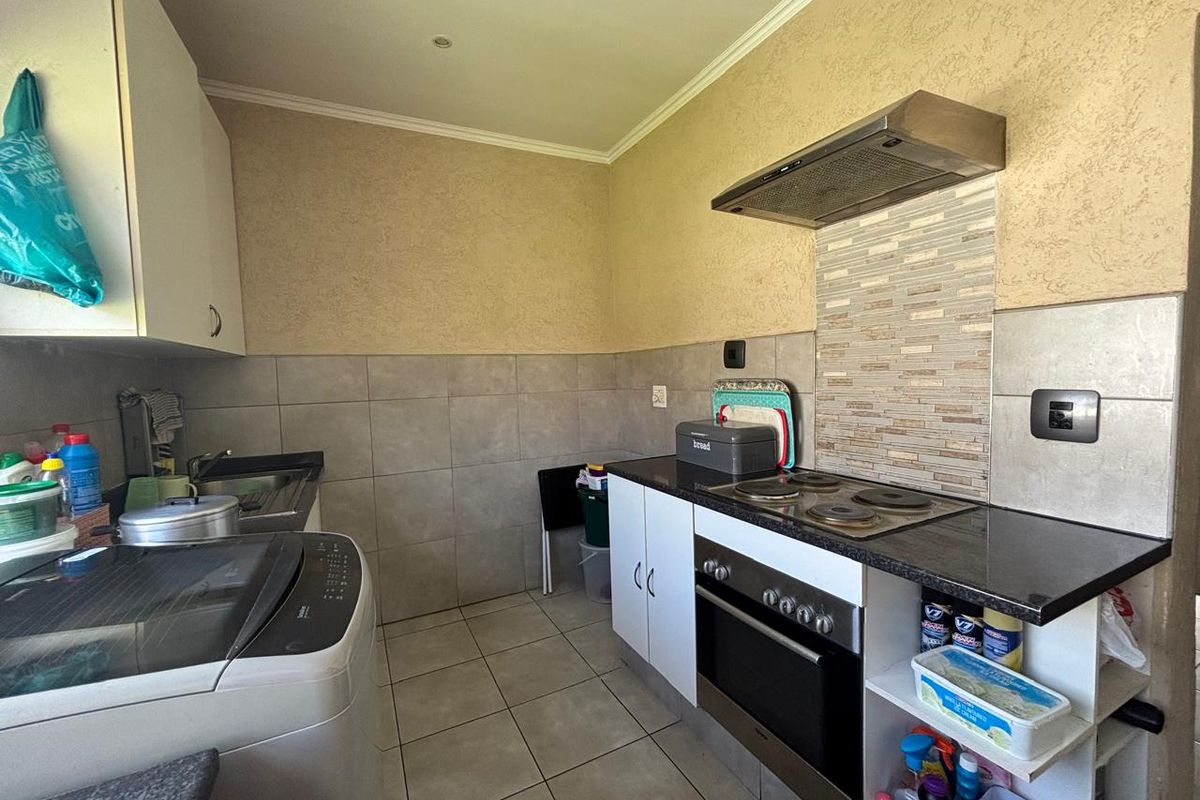 3 Bedroom House for sale in The Hill - Photo 3