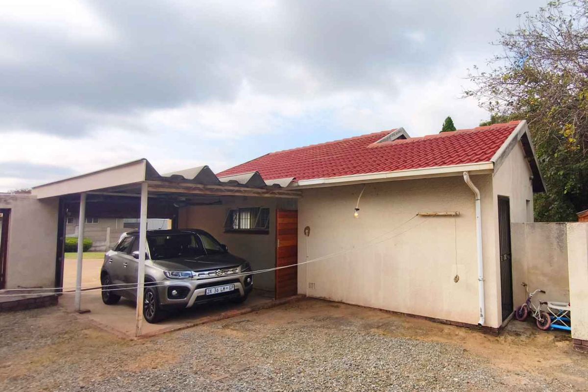 STUDIO GARDEN COTTAGE FOR RENTAL IN MONDEOR - Photo 4