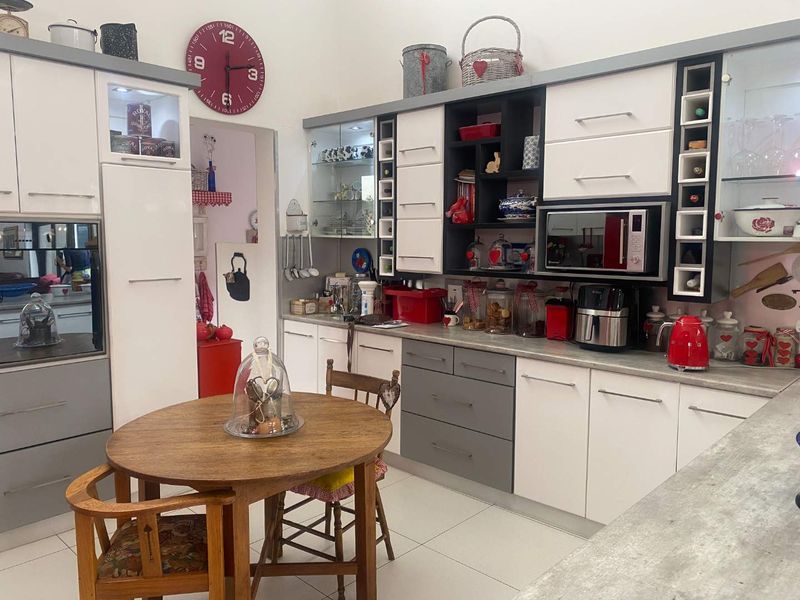 4 Bedroom house in Omeya Golf Estate - Photo 2