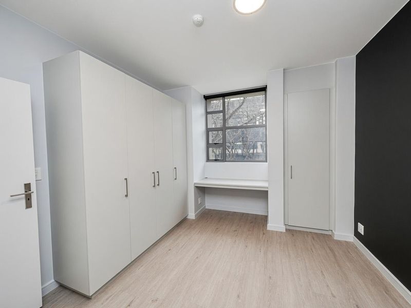WELL PRICED TWO BEDROOM APARTMENT FOR SALE IN THE MEDIAN - Photo 4