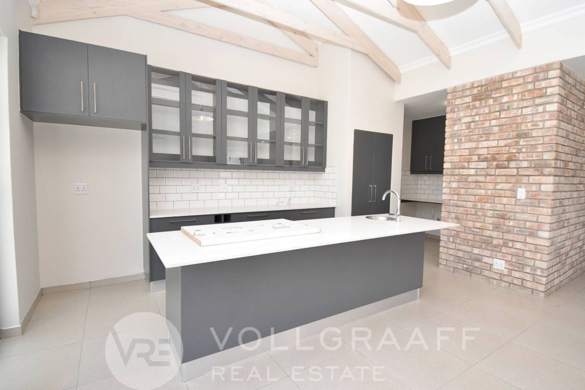 3-Bedroom Home in Kramersdorf - Photo 3