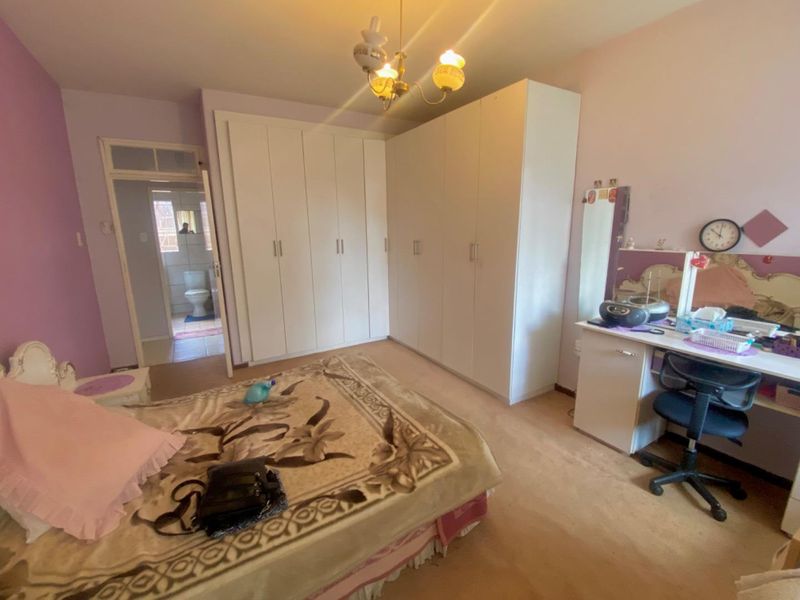 Discover Comfort & Convenience near the Glynwood Hospital - Photo 10