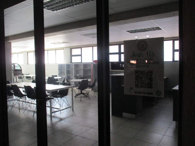 Modern 2 Bedroom to rent in IQ Brooklyn - Photo 8