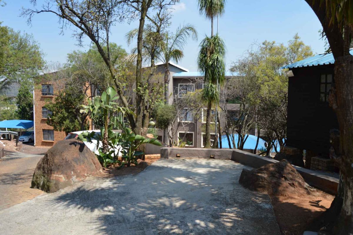 Beautiful townhouse in Mulbarton - Photo 2