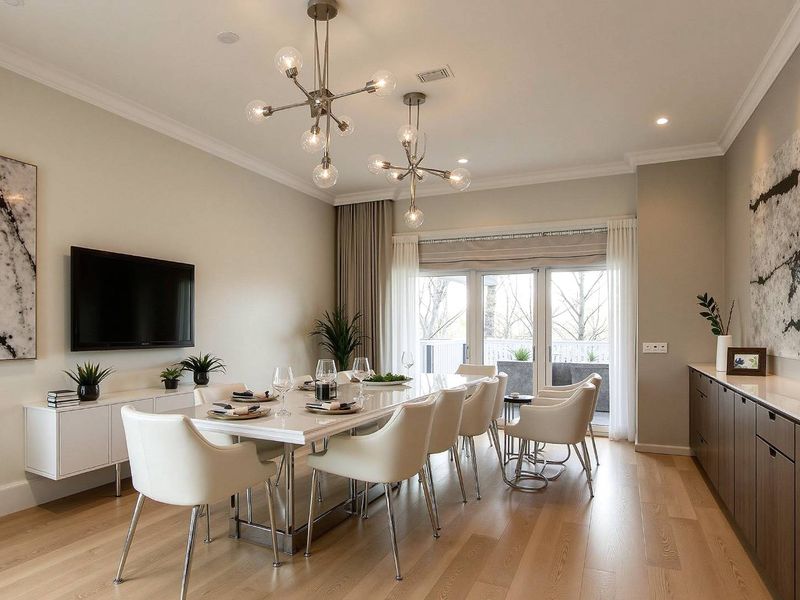 Spacious 4-Bedroom Home with Stunning Views and Versatile Living Spaces. - Photo 4