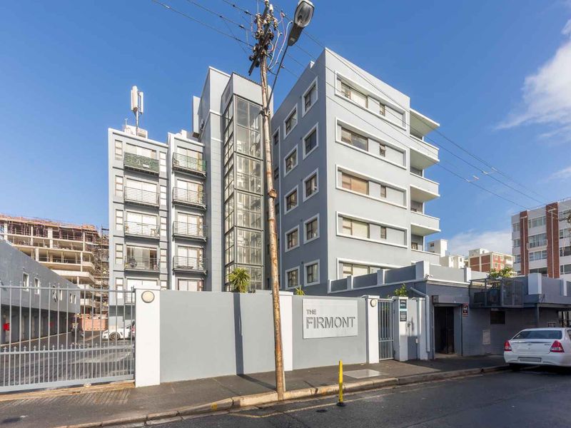 Exceptional Sea Point Opportunity Near the Promenade - Photo 1
