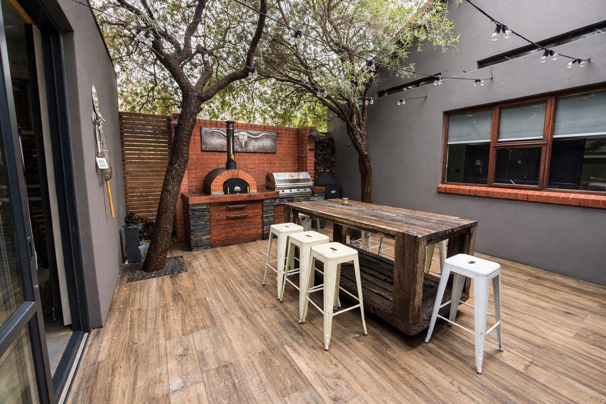 Elevated Luxury for the Modern Family - Complete with vies and Solar - Photo 3