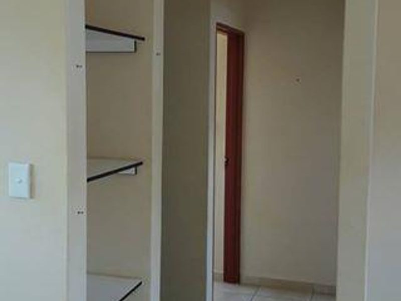 WELL MAINTAINED 2 BEDROOM APARTMENT IN OTJOMUISE!!! - Photo 8