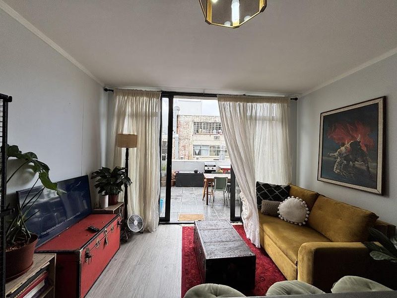 Stunning Four Seasons Apartment! - Photo 7