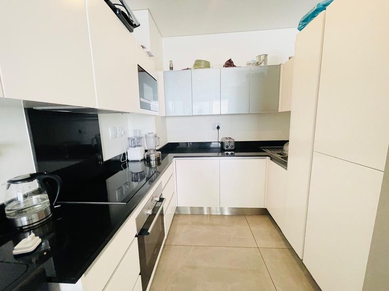 1 Bed Furnished Apartment in Sandown - Photo 3