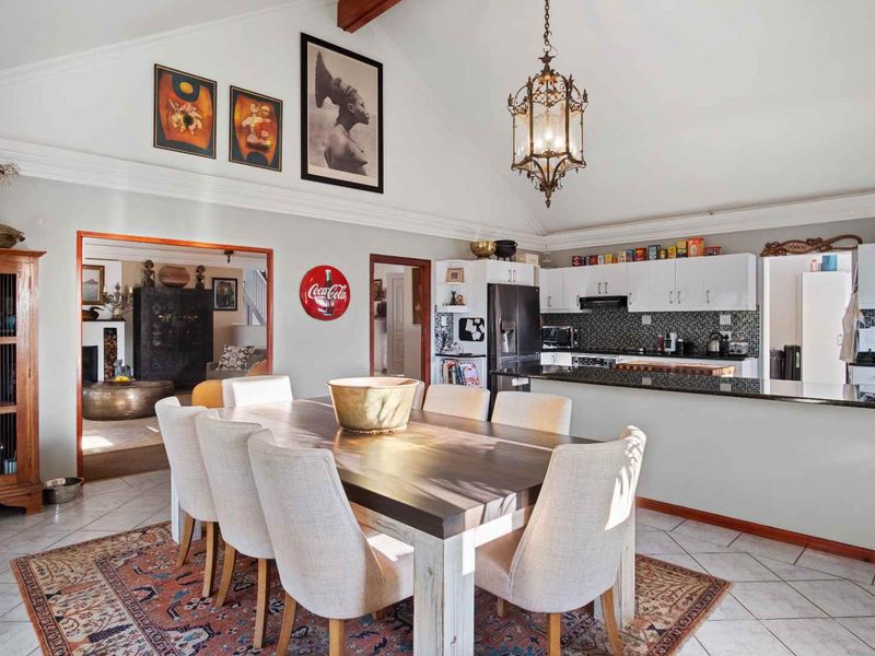 Karoo Farmhouse in Sunny Oakhurst - Photo 6