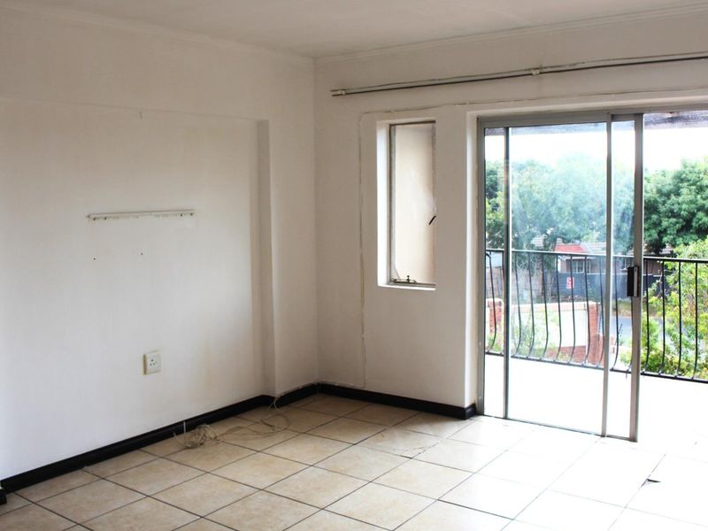 Two-Bedroom apartment - Photo 8