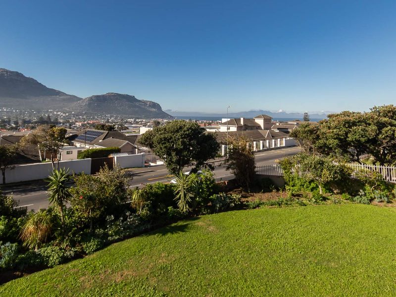 Spacious light and bright apartment with Sea and valley views - Photo 3