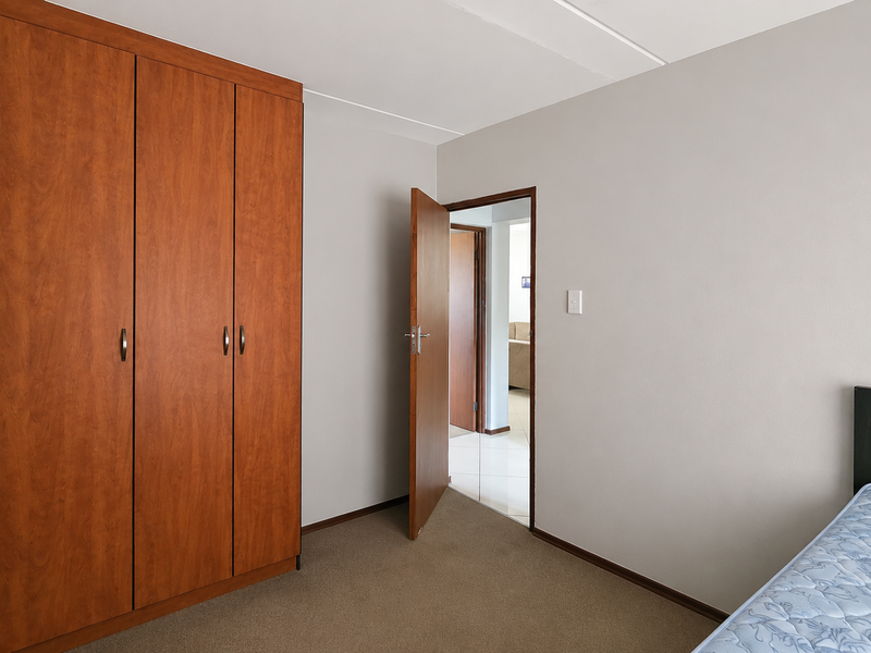 Fibre-Ready 2-Bedroom Apartment with Pool Access in Little Falls - Photo 9