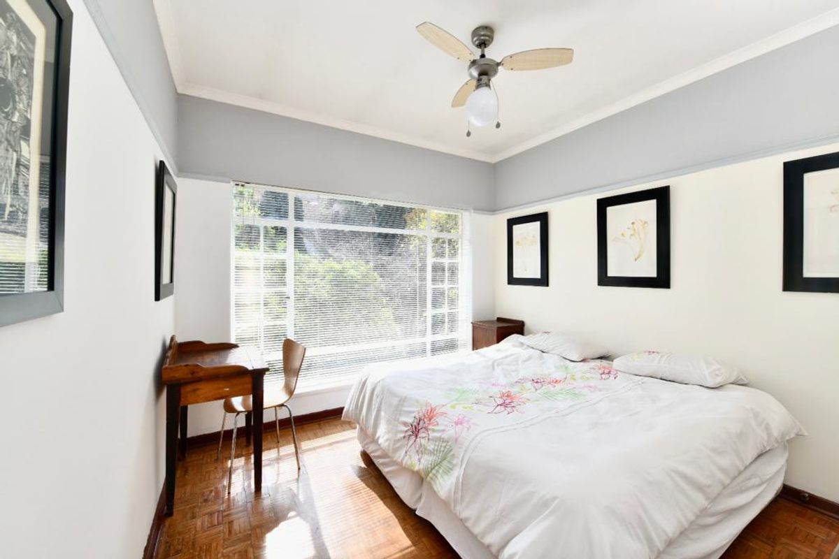 FURNISHED TWO BEDROOMS - Photo 5