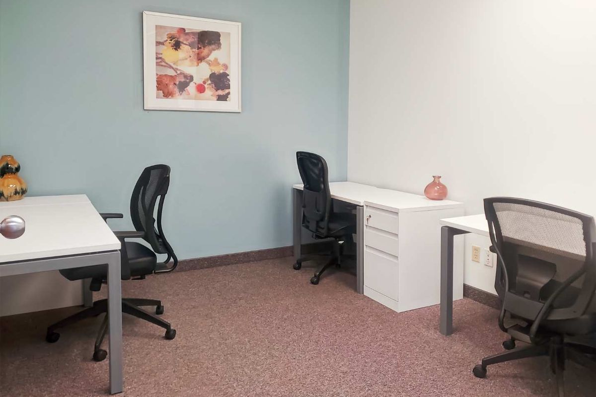 Serviced office space for 15 persons in HQ Thornhill Office Park - Photo 2