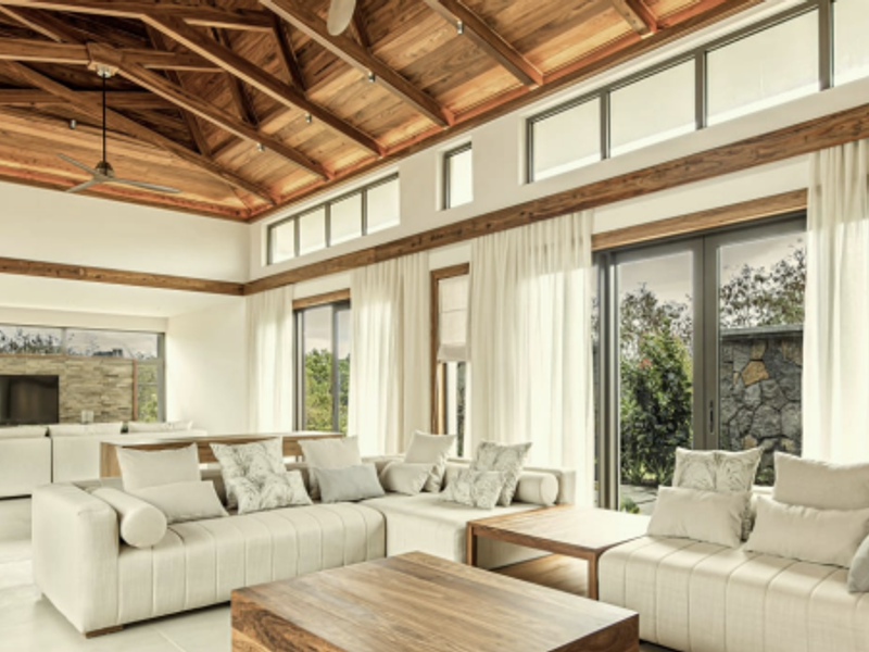 Exceptional villa in Balaclava – 4 independent suites arranged around a central swimming pool - Photo 3
