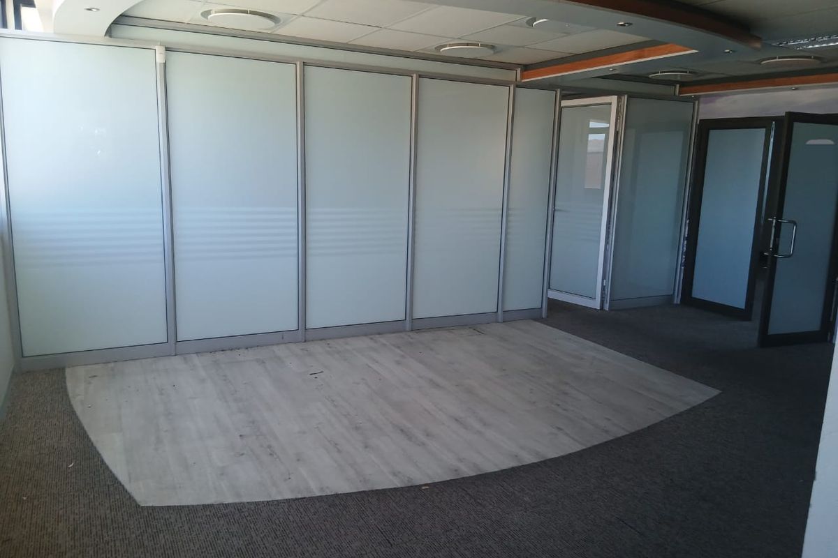 Modern A-Grade Office | Reception, Boardroom & Executive Offices - Photo 5