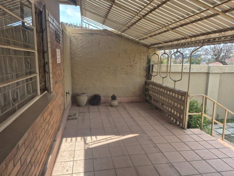 Large home, ideal for family or for renting out - Photo 3