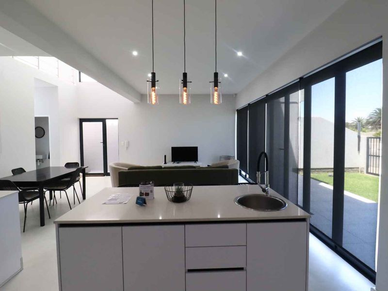 Dune View Luxury 3-Bedroom Townhouse - Perfect Home or Airbnb Investment - Photo 7