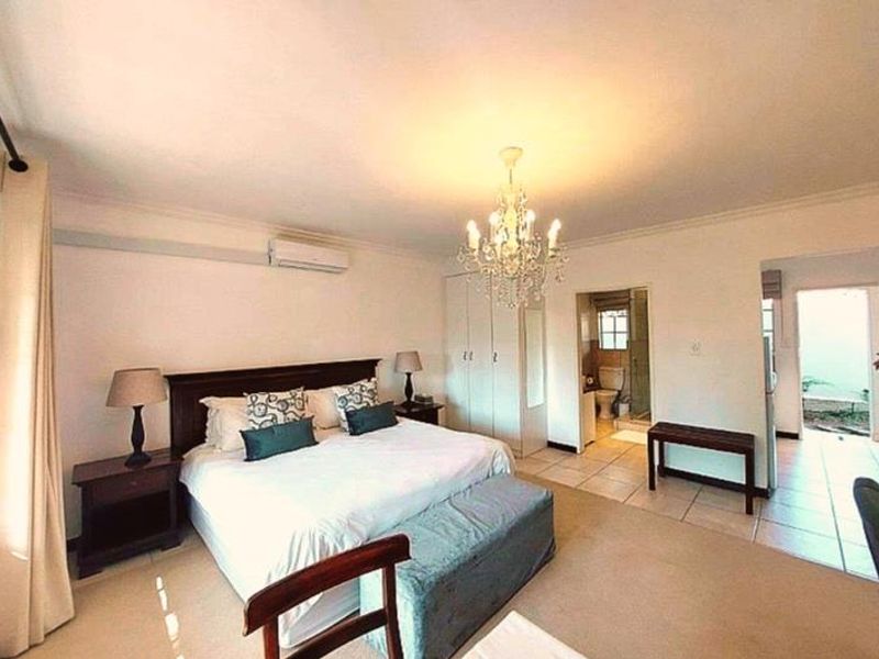 Luxury Seven-Bedroom Apartment for Rent — Edenburg, Sandton Located in the heart of Edenburg, Sandton, this expansive seven-bedroom, seven-bathroom apartment - Photo 8