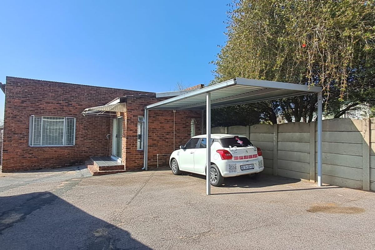 COZY & SECURE GARDEN COTTAGE TO RENT IN ELANDSPARK - Photo 4