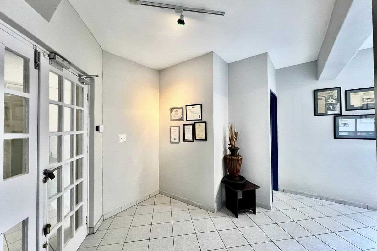 Office For Sale in Ludwigsdorf - Photo 3