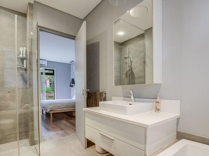 Garden Oasis - Photo 4