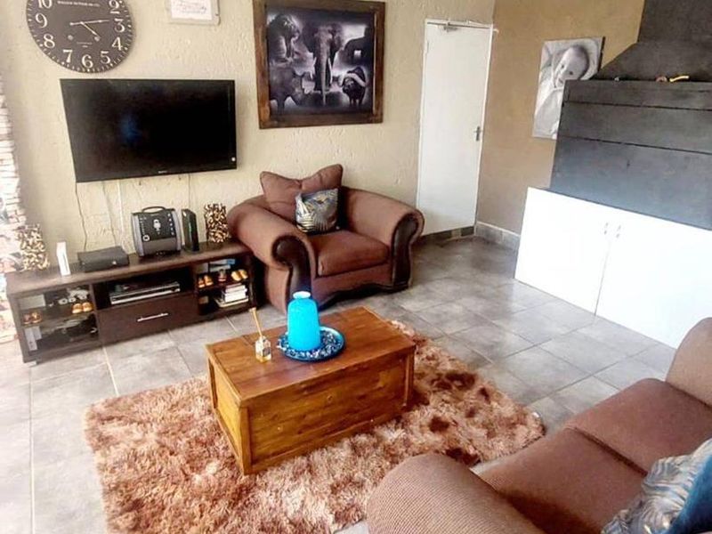 Free standing House FOR SALE - Photo 5