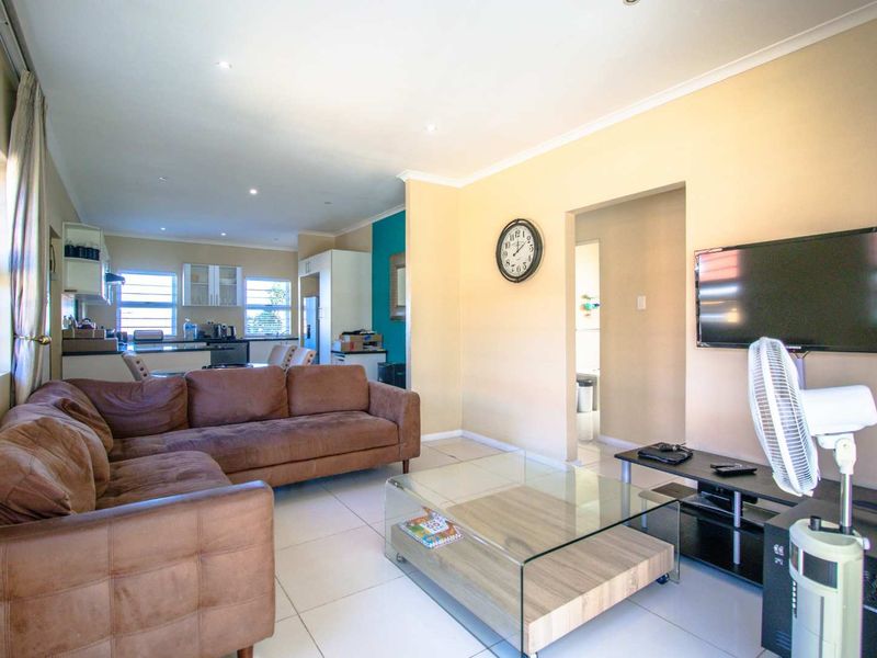 When convienience is Key! - Photo 7