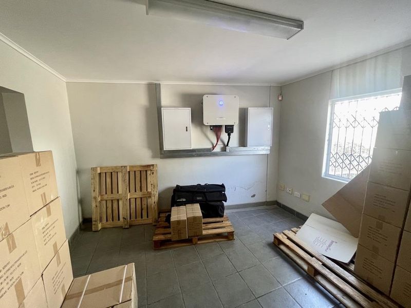 Hendra - Industrial Warehouse To Let – 1,500 m2 - Photo 9