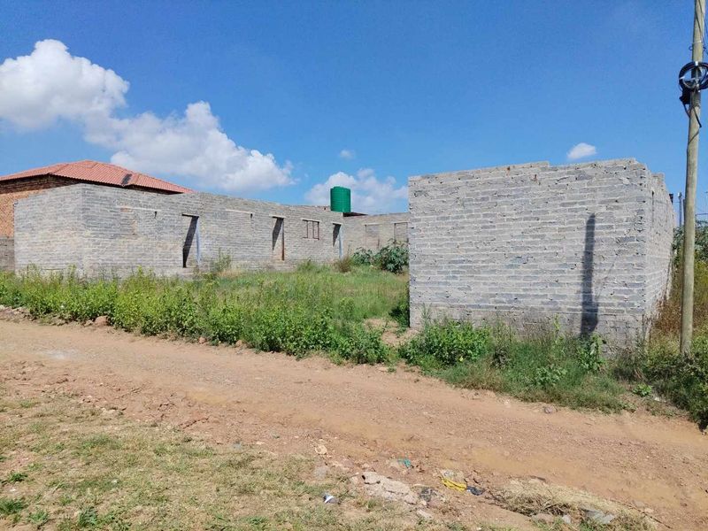 AN INVESTMENT PROPERTY FOR SALE IN BOTLENG EXT 5 - Photo 7