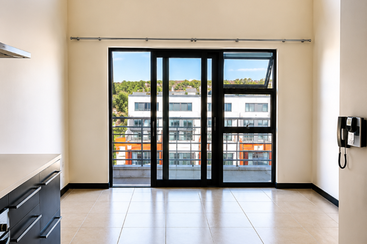 Modern 1 Bedroom/ 1 Bathroom Apartment for Sale - Photo 3