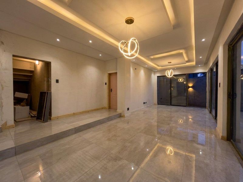 Brand New Golf Course Cluster home. Beautifully finished. Ready to welcome its very first owners. - Photo 9