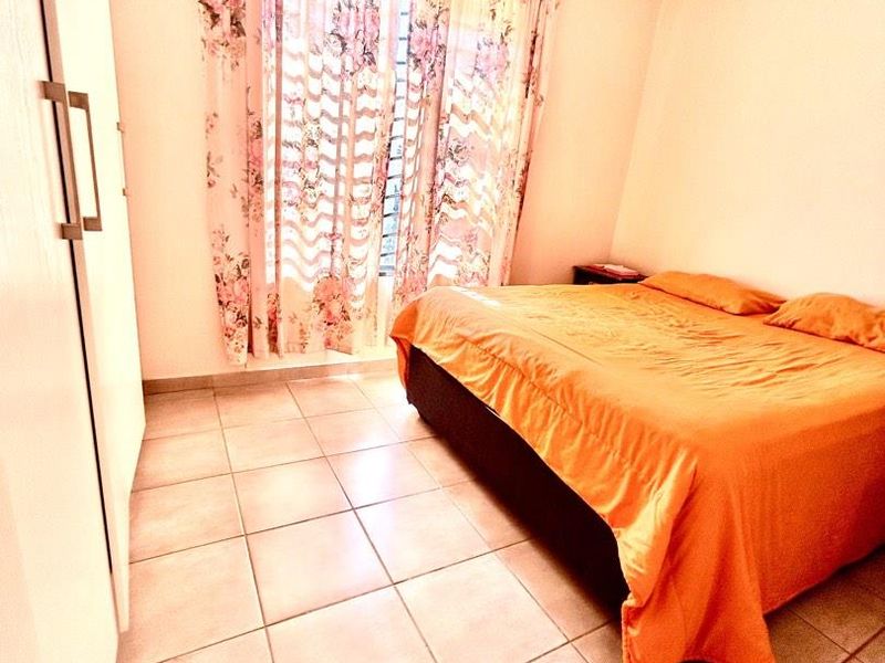 Family-Friendly 4 Bedroom Home in Osona Ext 4 - Photo 6