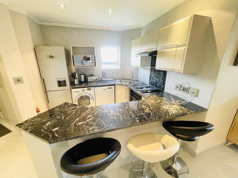 2 Bed Furnished Apartment for Rent in Sandhurst - Photo 4