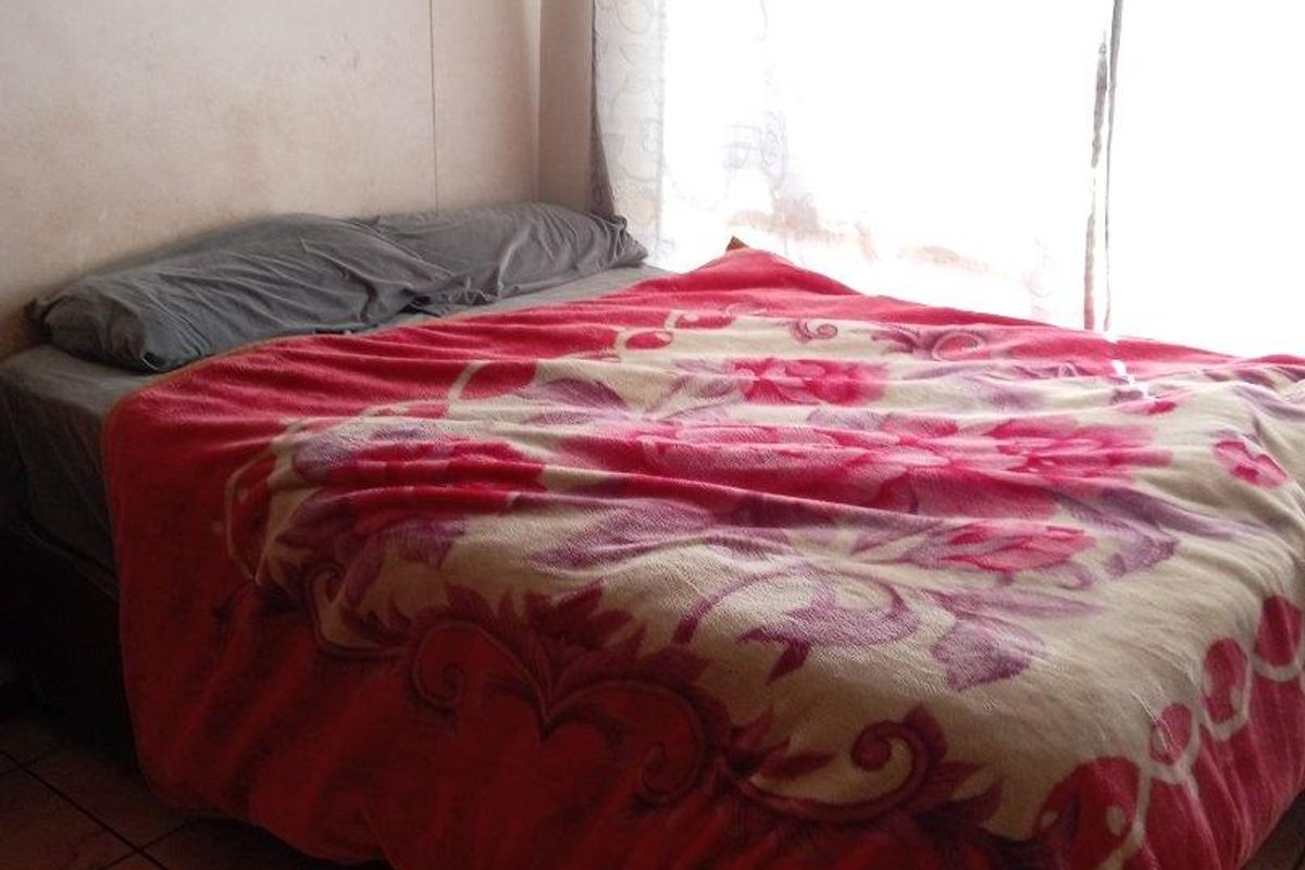 2 Bedroom Apartment in Overton Flats - Photo 5