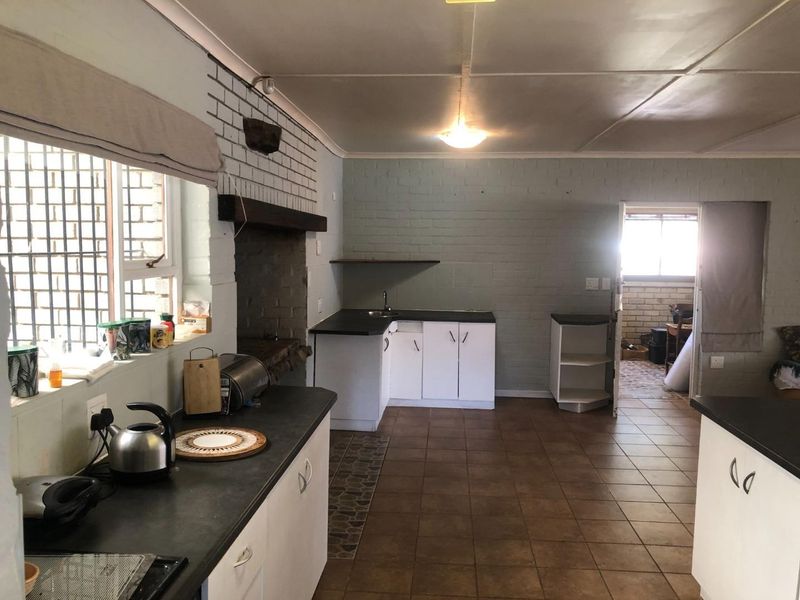 Charming Bot River Home: Country Living - Photo 5