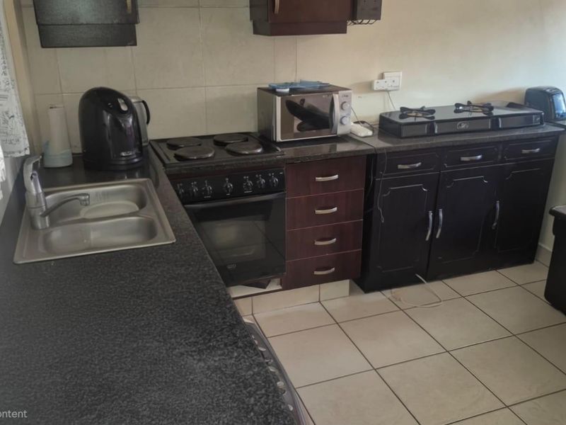Secure 2-Bedroom Apartment with Scenic Views in Sea View, Durban - Photo 10