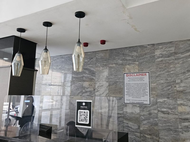Prime Investor Opportunity! Massive 89m2 Two-Bedroom Apartment in Isibaya House - Photo 4