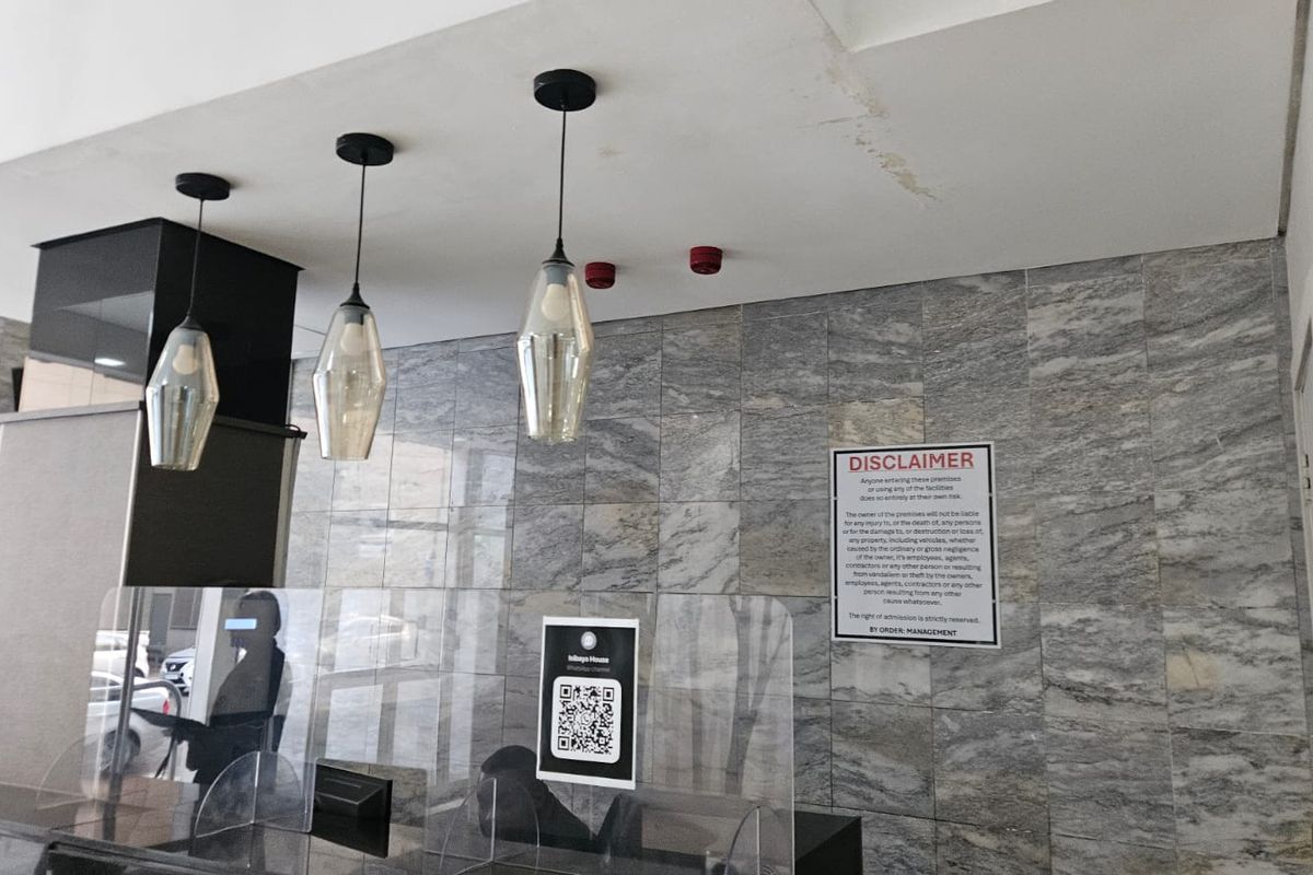 Prime Investor Opportunity! Massive 89m2 Two-Bedroom Apartment in Isibaya House - Photo 4