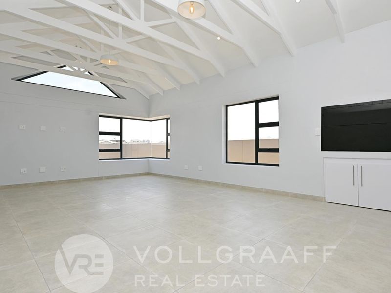 Newly Built Home in Mile 4, Ext 1 - Photo 5