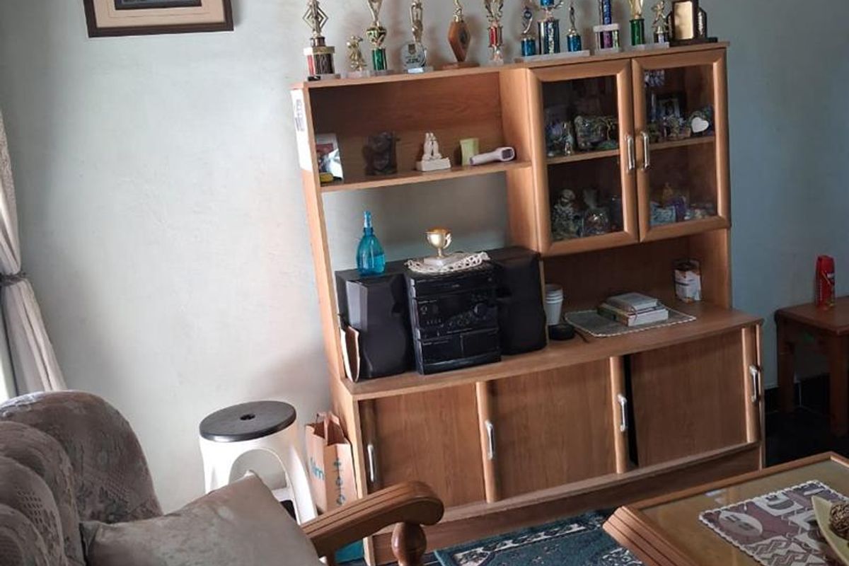 Spacious 4-Bedroom Duplex for Sale – Ideal for Families or Investment! - Photo 5