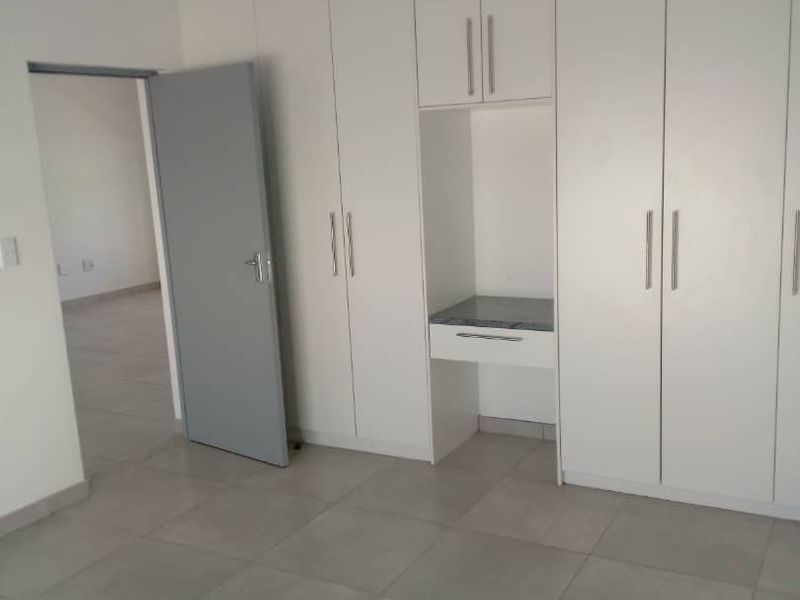 Omaruru:  2 Bedr Unit in Rivendell Estate is for Sale - Photo 2