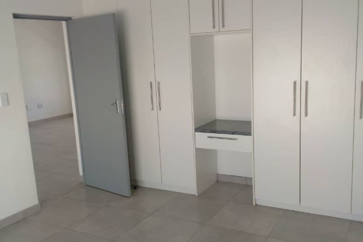 Omaruru:  2 Bedr Unit in Rivendell Estate is for Sale - Photo 2