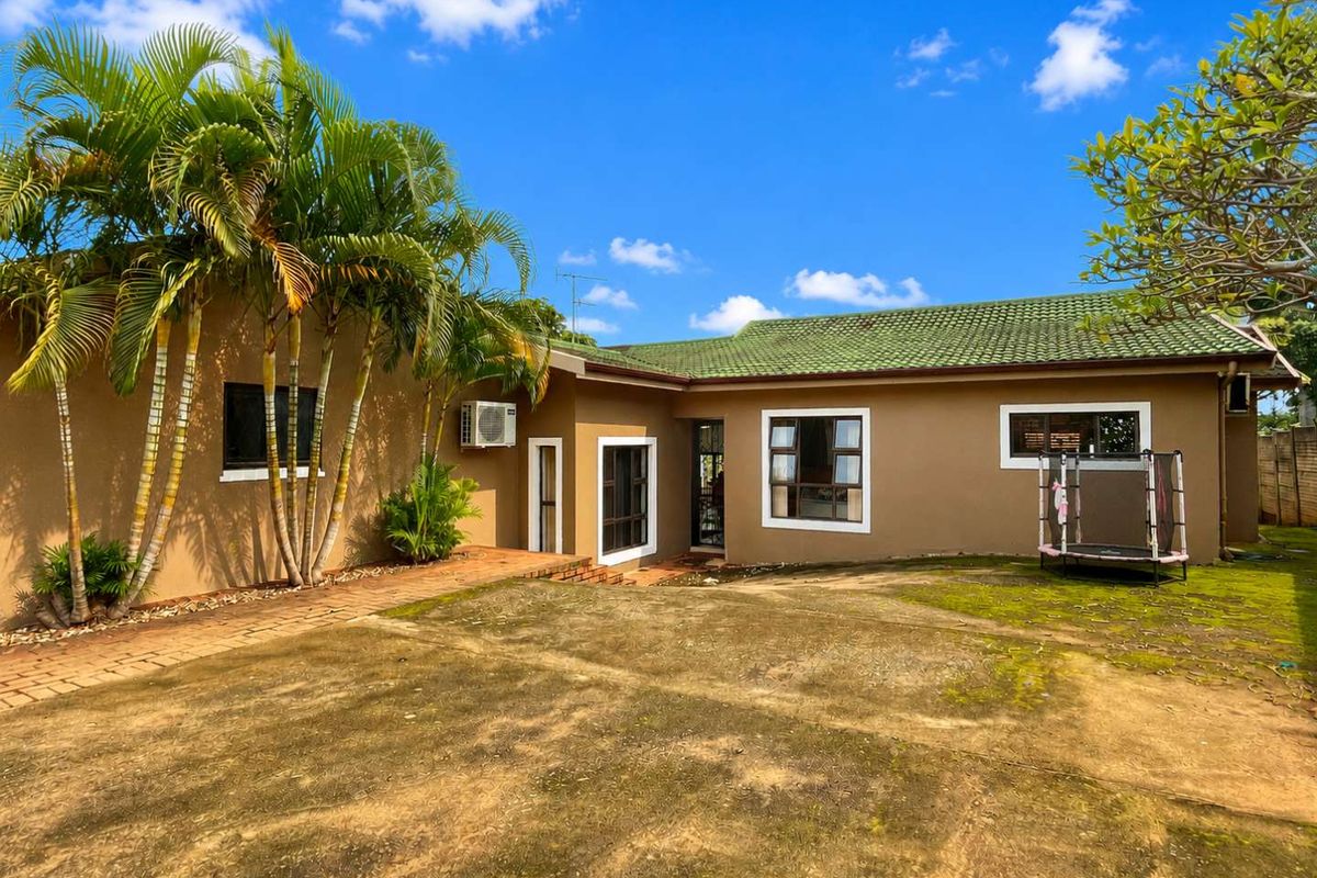 Hendra Estates - Stunning Family Home For Sale In Glen Anil - Photo 3