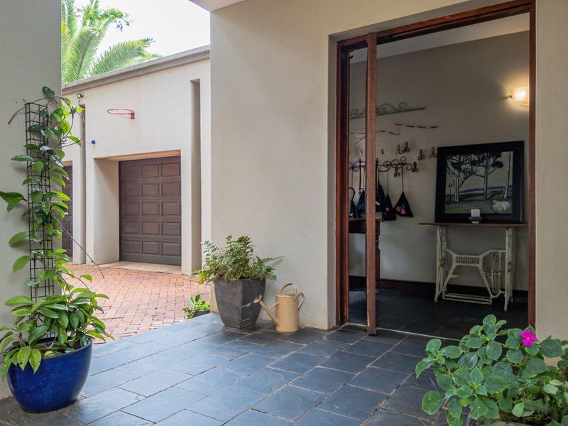 FOUR BEDROOM HOUSE FOR SALE IN EASTWOOD, ARCADIA - Photo 6