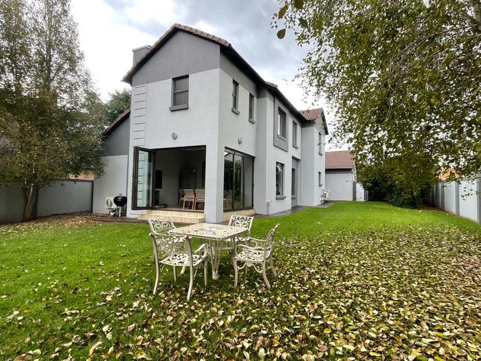 Property #2381375, House Pending Sale in Midstream Hill